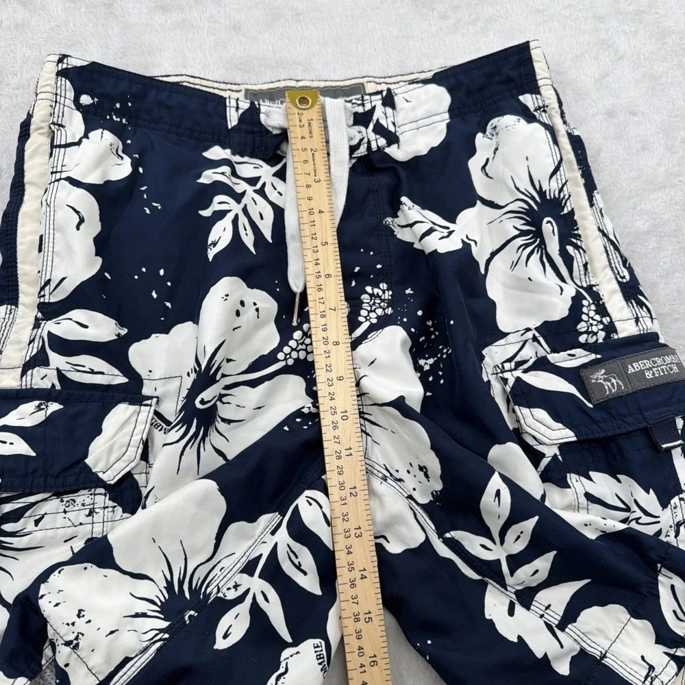 VTG Y2K Abercrombie Tugger Board Shorts Mens M Blue All Over Floral Cargo Swim